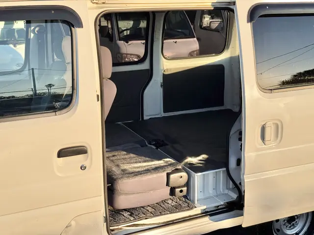 1999 Suzuki Mini Van - Image 17