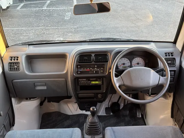 1999 Suzuki Mini Van - Image 22